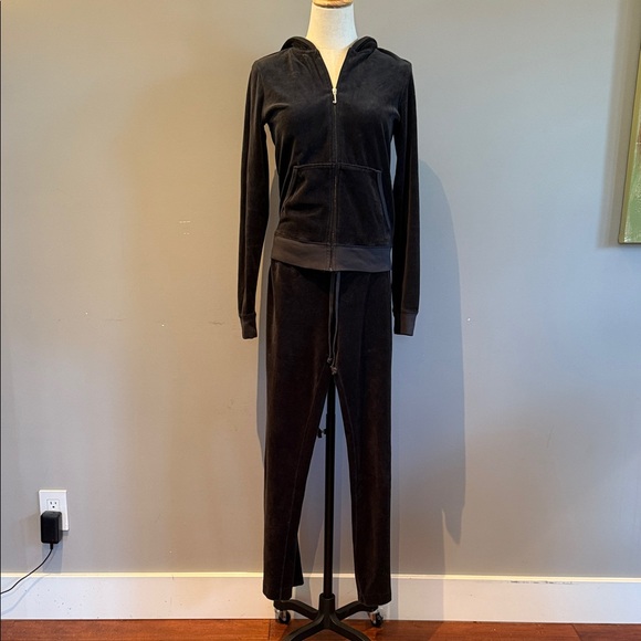 Juicy Couture Pants - Y2K Juicy Couture Black Velour Tracksuit Set – Hoodie Size L, Joggers Size S